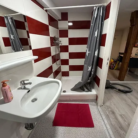 Apartment Badische Red *